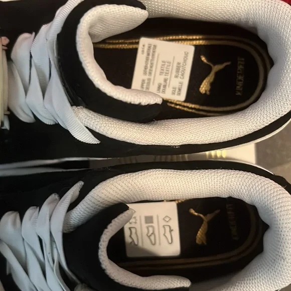 Toddler size 8 black suede Adidas. - Picture 5 of 6